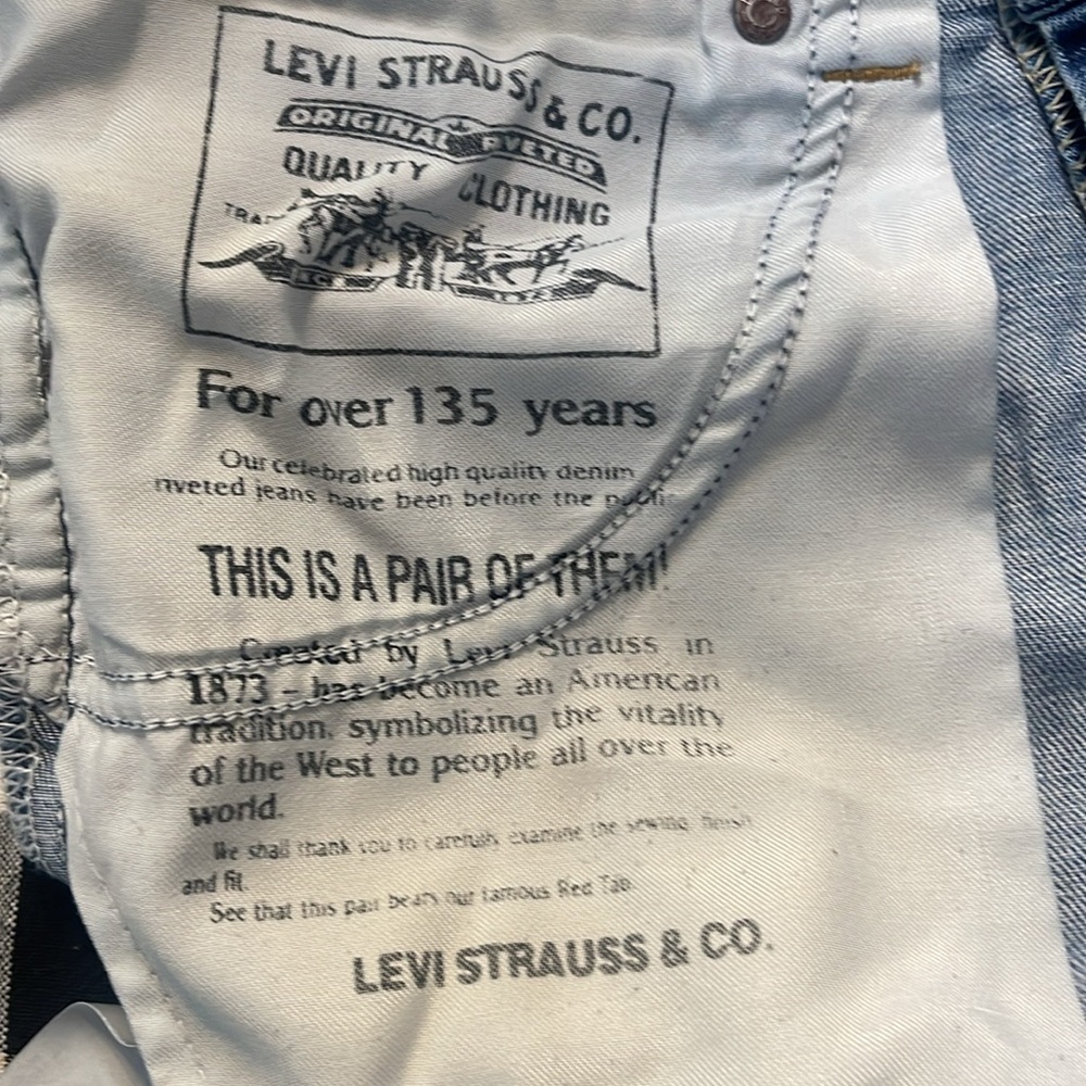 Levi's Women's Jeans Blue Denim Frayed Soft & Comfy - Picture 6 of 7